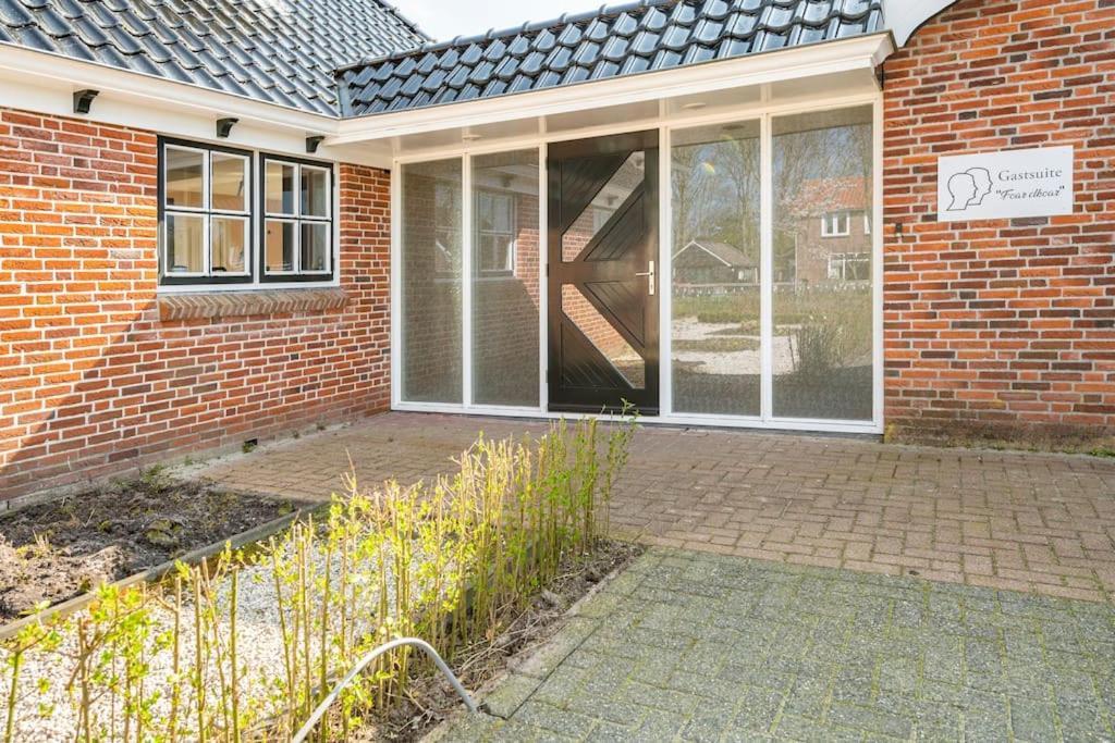 Gastsuite Foar Elkoar Hilaard. Exterior photo